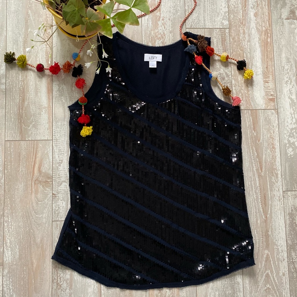LOFT Sequin Top Navy M 🎉